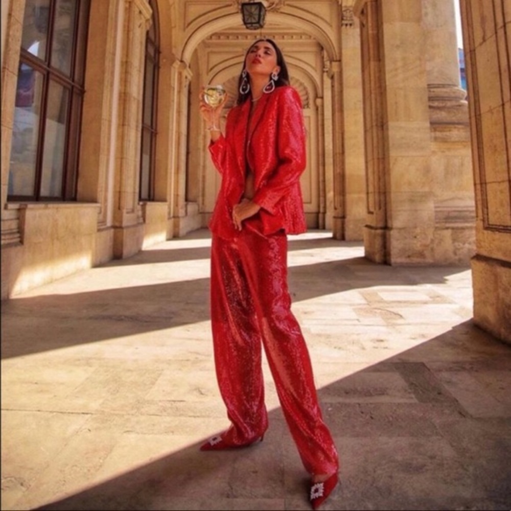 NWT ZARA SIZE SMALL RED SEQUIN PANTS